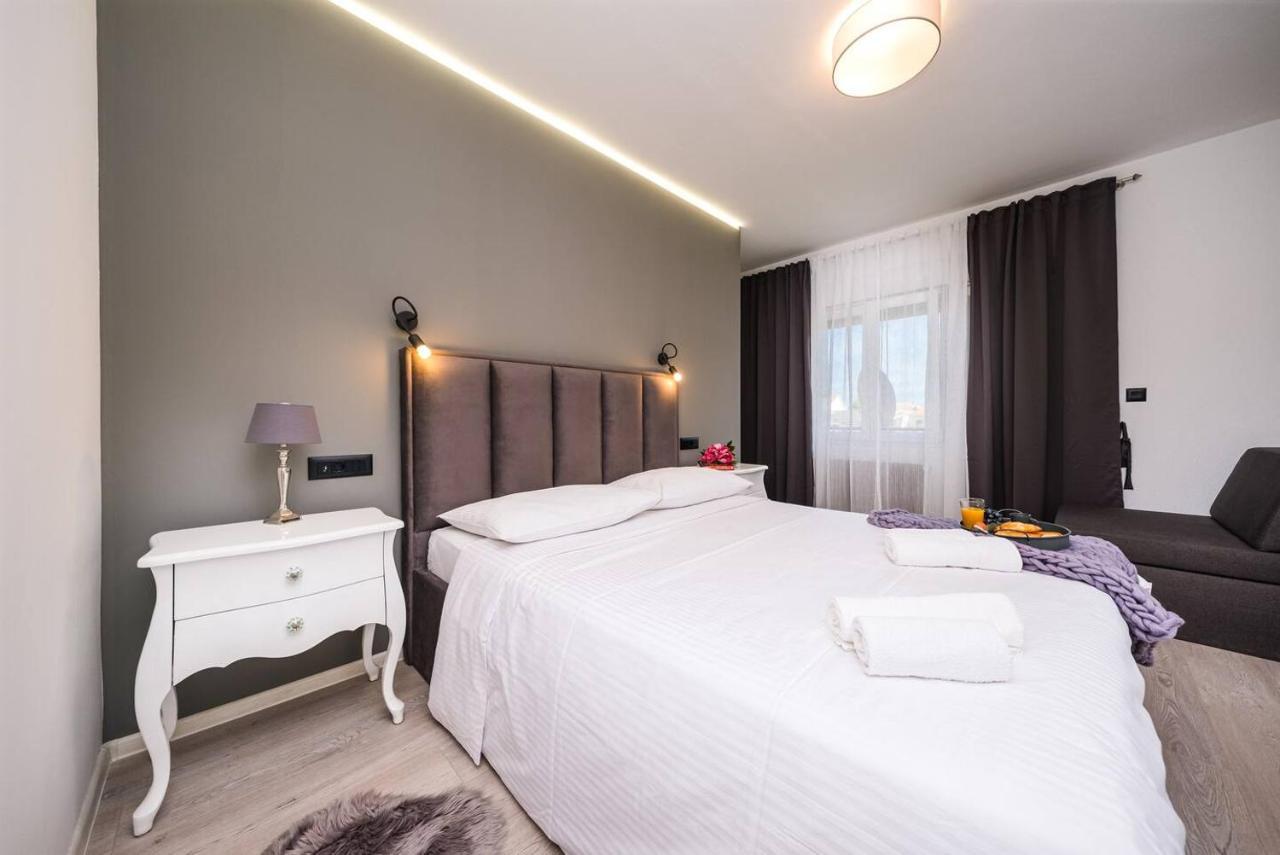 Villa Barbara Kastela Bagian luar foto